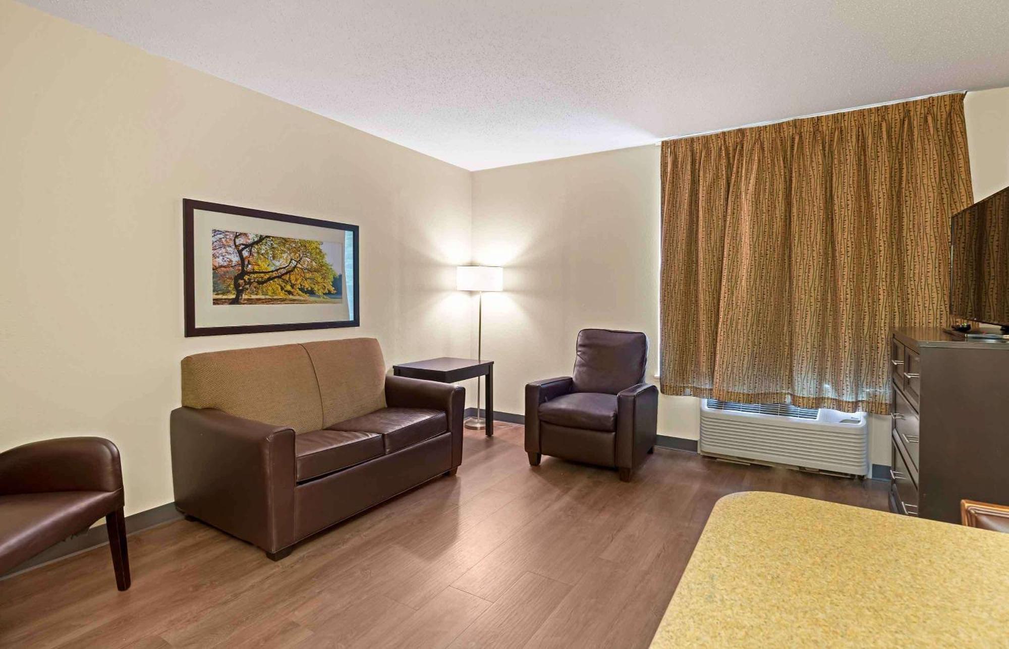 Extended Stay America Suites - North Chesterfield - Arboretum Ричмънд Екстериор снимка