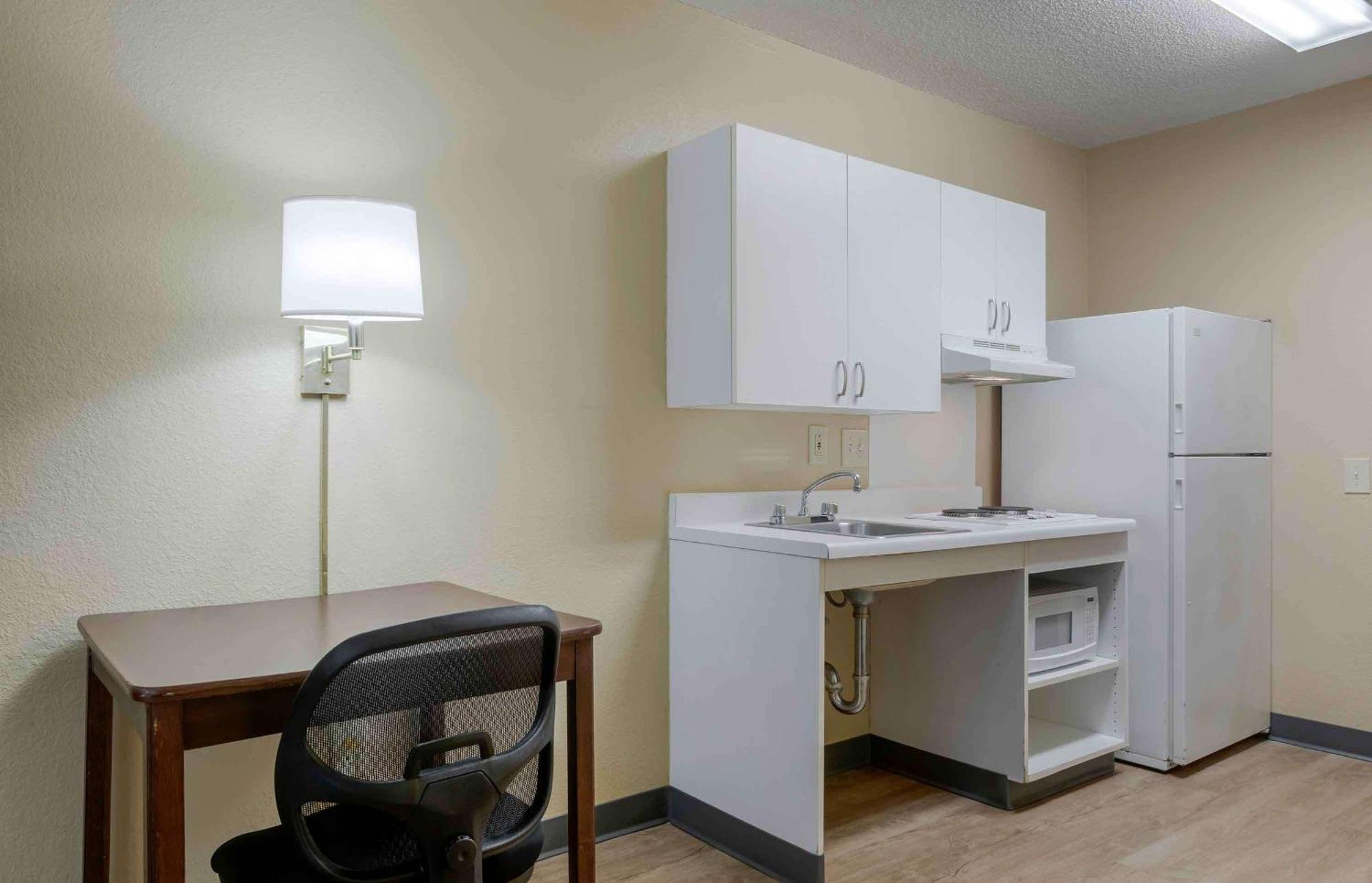 Extended Stay America Suites - North Chesterfield - Arboretum Ричмънд Екстериор снимка